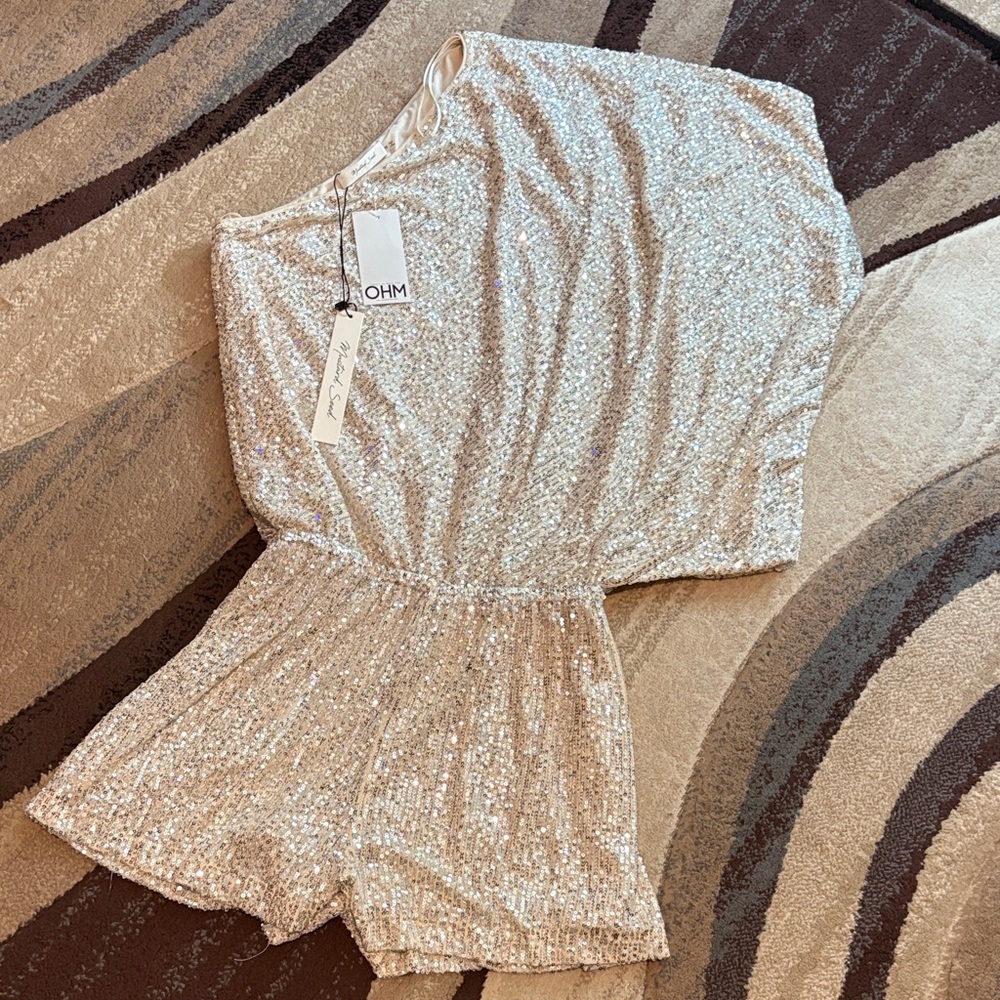 Mustard Seed Sequin mini one sleeve romper